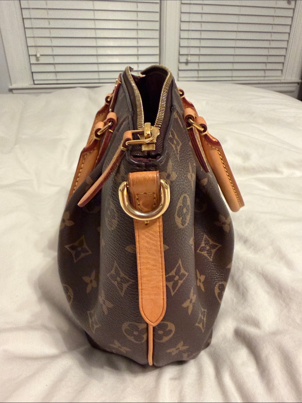 Louis Vuitton Brown Monogram Canvas Shoulder Bag with Tan Trims - Picture 6 of 12